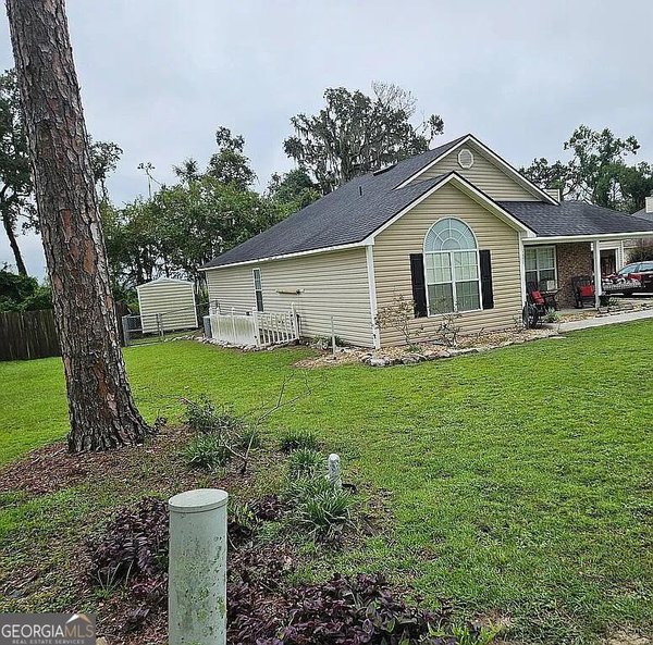 5325 Golf Drive, Lake Park