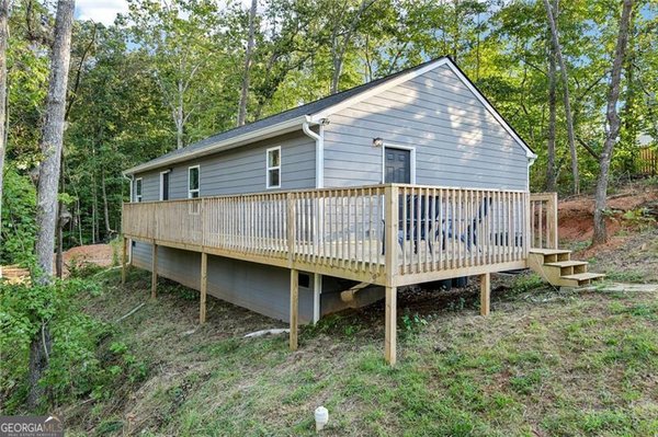 3662 Lakeview Drive, Gainesville