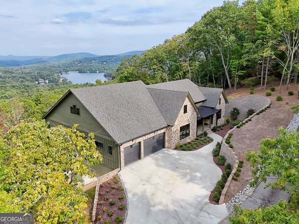 1095 Rabun Bluffs Drive, Lakemont