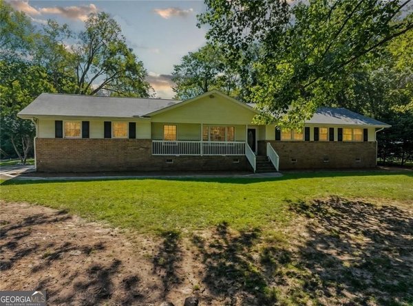 2148 Santa Fe Trail, Snellville