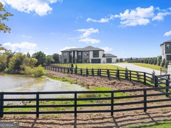 2031 Jones Phillips Road, Dacula