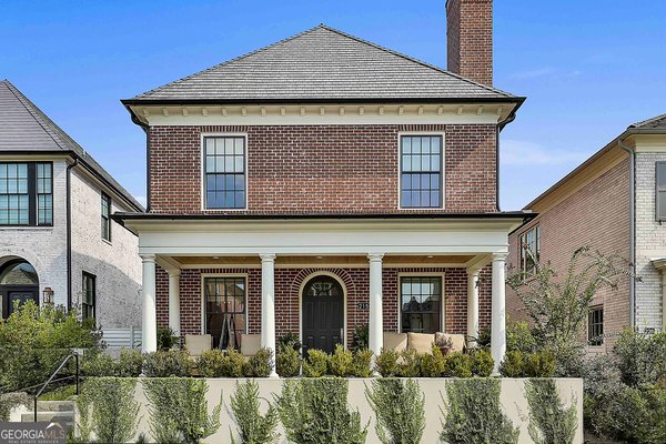 215 3rd Street, Fayetteville