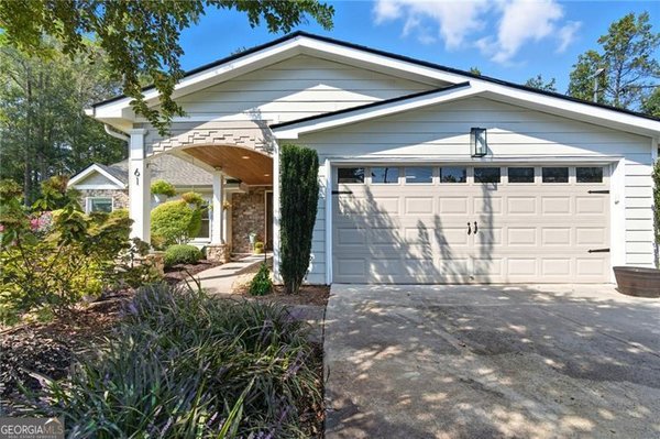 61 Holt Road, Marietta