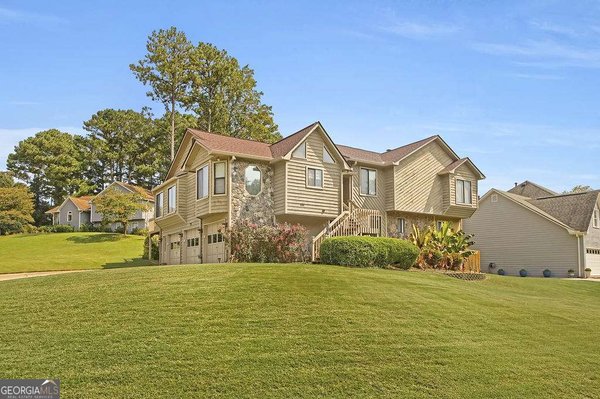 2067 York River Way, Suwanee