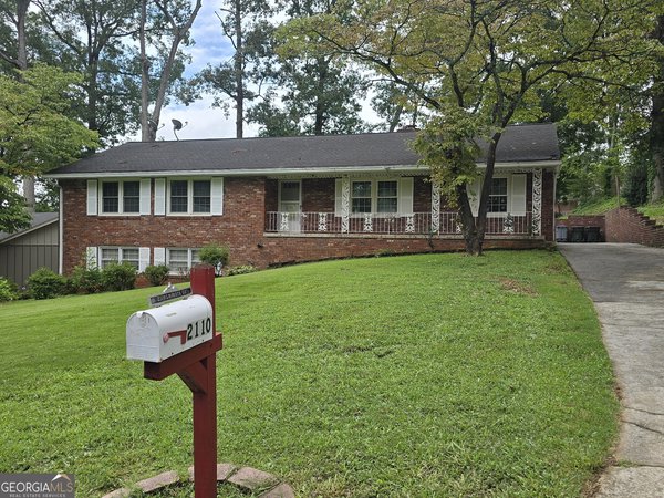2110 Lavista Circle, Hapeville