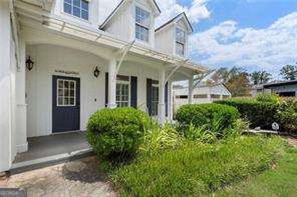 61 View Point Drive, Dawsonville