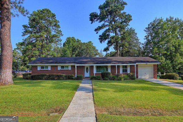 220 Holly Avenue, Pooler