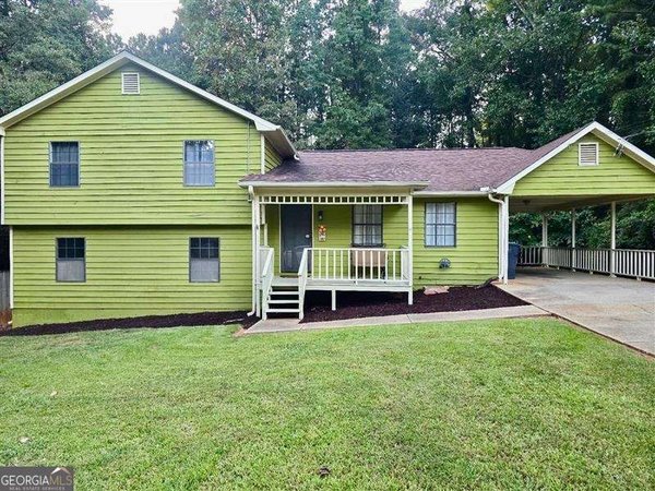 1372 Sir Knights Way, Lawrenceville