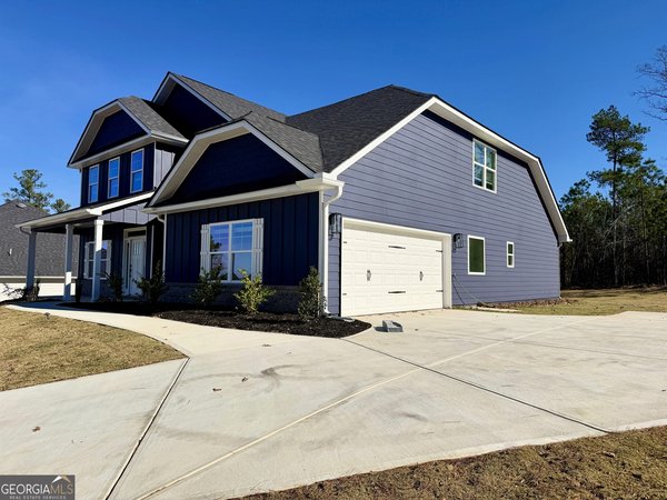 147 Harbor Drive, Macon