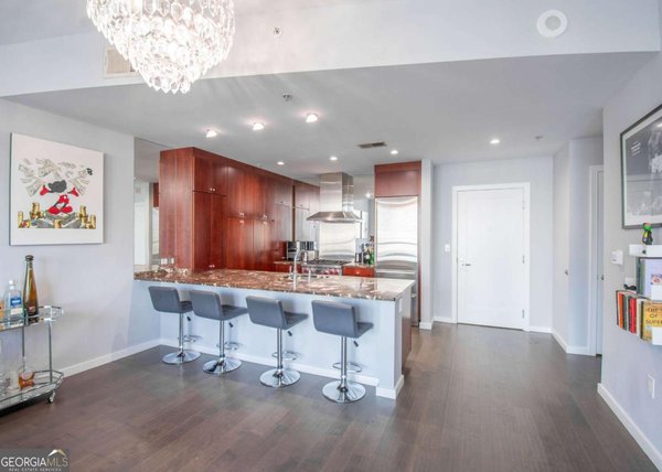 3325 Piedmont Road, Atlanta