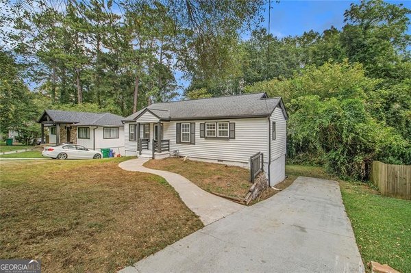 1884 Meadow Lane, Decatur