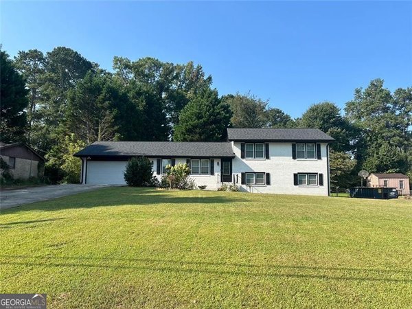 217 Sandra Drive, Lilburn