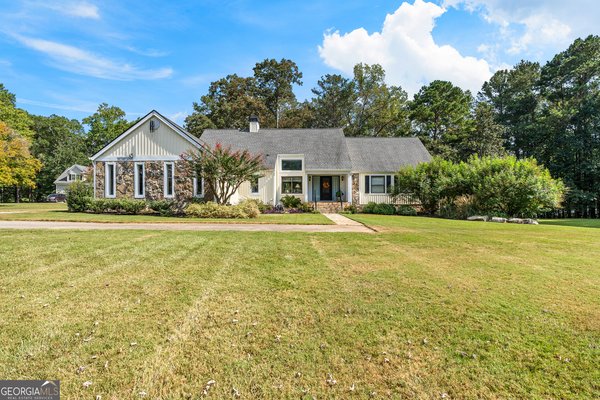 45 Sullivan Landing, Newnan
