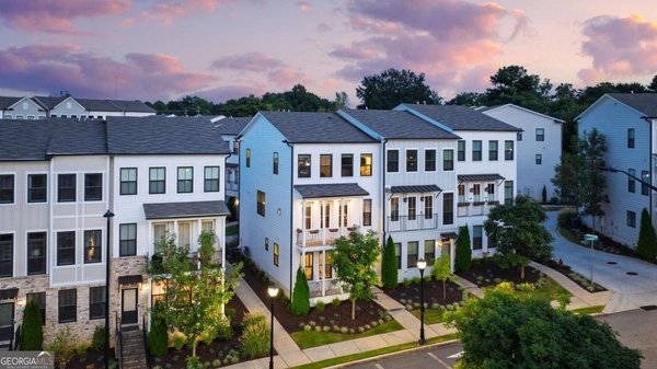 2013 Rockledge Road, Atlanta