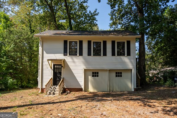 7 Raymond Avenue, Rome