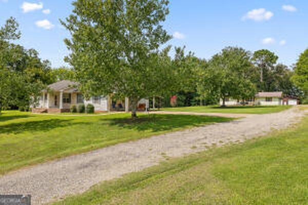 204 Old County Road, Ringgold