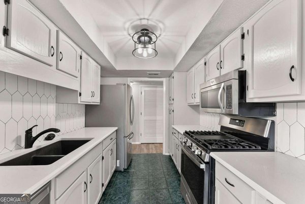 1115 Canyon Point Circle, Roswell