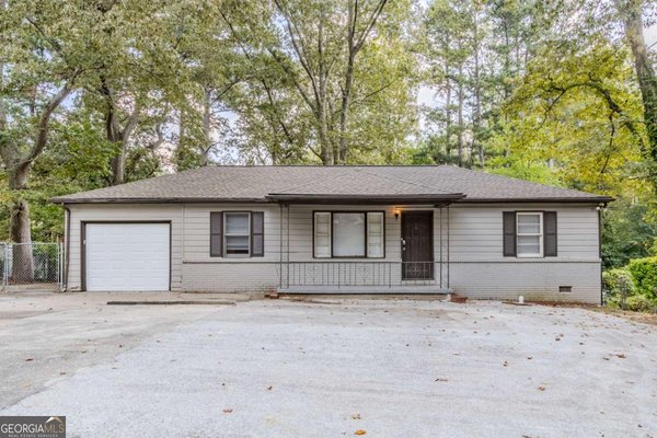 6281 Denny Lane, Mableton