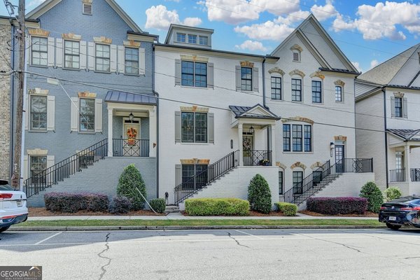 1807 Falling Sky Court, Brookhaven