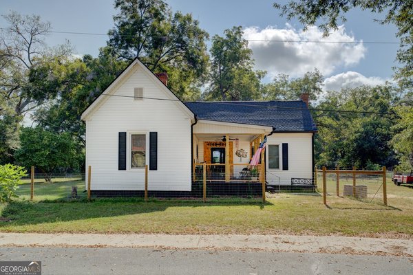 630 Railroad Street, Shady Dale