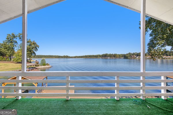 1126 Lakeshore Court, Villa Rica