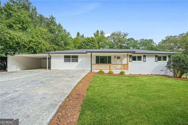 5466 Angham Road, Powder Springs