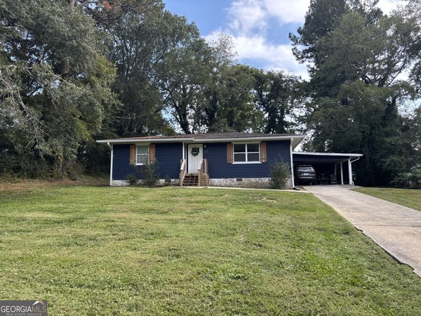 22 Robin Hood Road, Rome