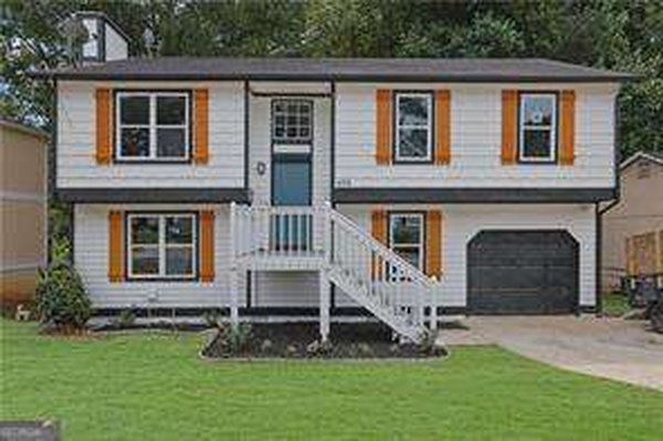 4913 Windsor Downs Drive, Decatur