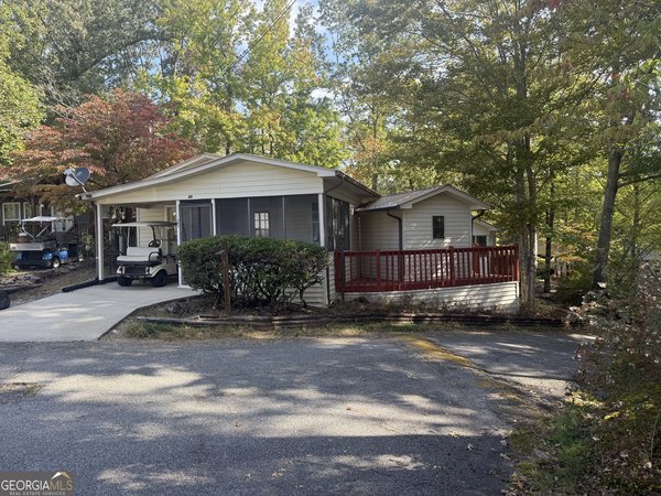 29 Cindy Parkway, Cleveland