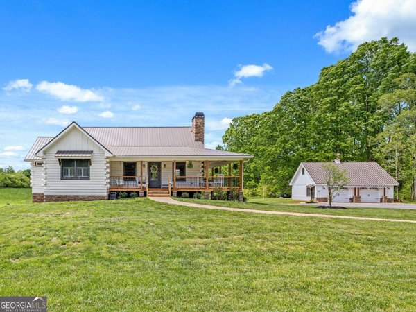 135 Mountain Ridge Drive, Clarkesville