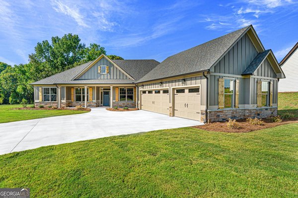 122 South Pointe Drive, Hartwell