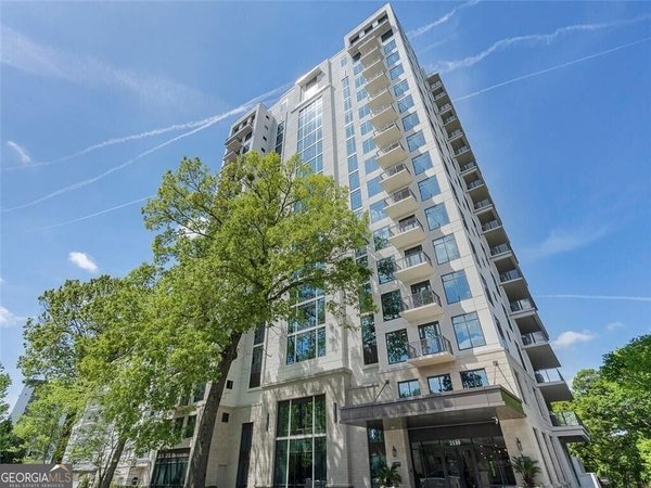 2520 Peachtree Road, Atlanta