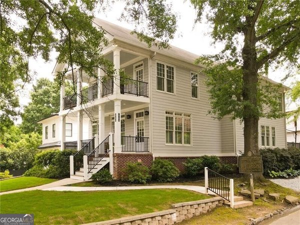 1764 Defoor Avenue, Atlanta