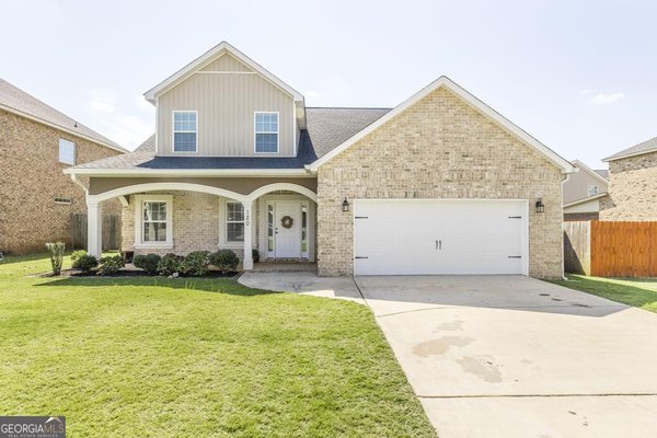 120 Legacy Court, Warner Robins