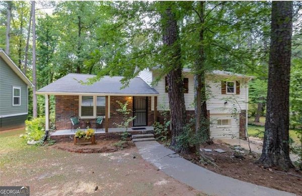 4520 Santa Fe Trail, Atlanta