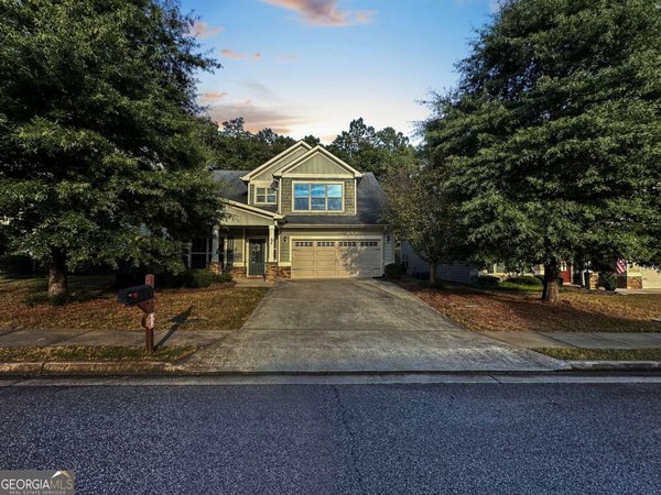 62 Seabiscuit Court, Newnan
