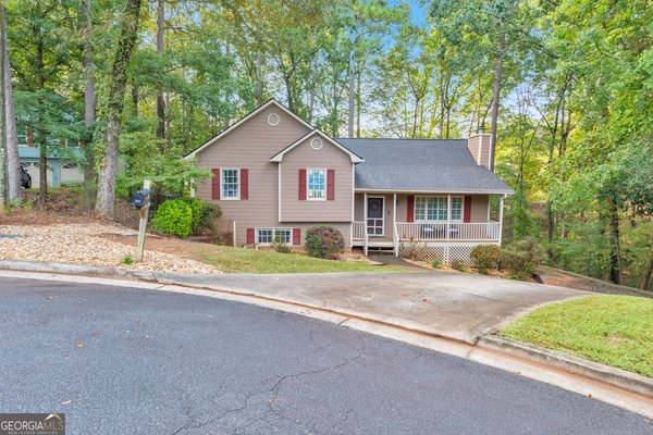 307 Queensbury Walk, Acworth