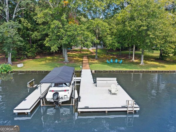 118 Lake Drive, Eatonton