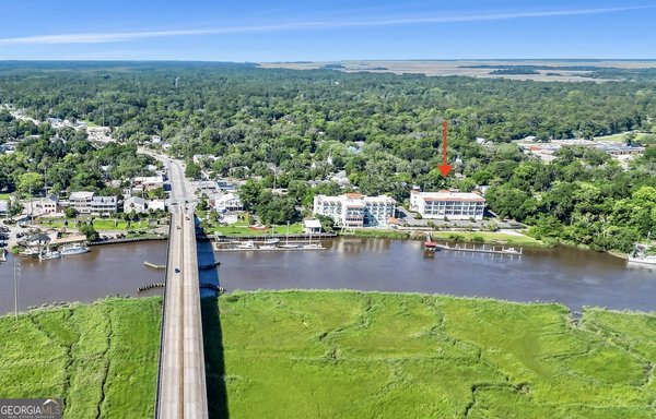 227 Fort King George Drive, Darien