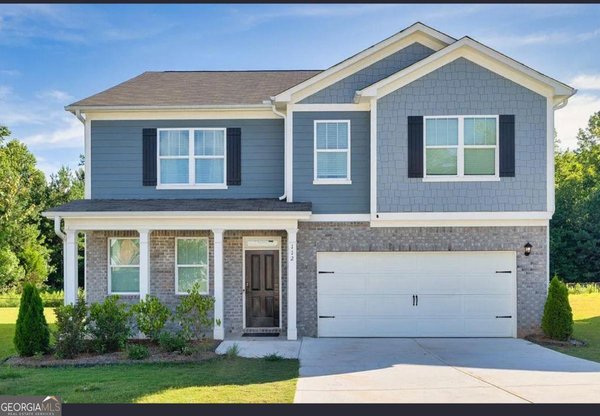 112 RUSSELL Road, Pendergrass