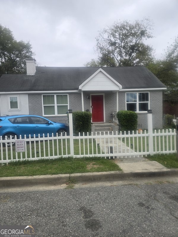 2420 Adams Avenue, Macon