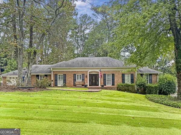5735 Riverwood Drive, Atlanta