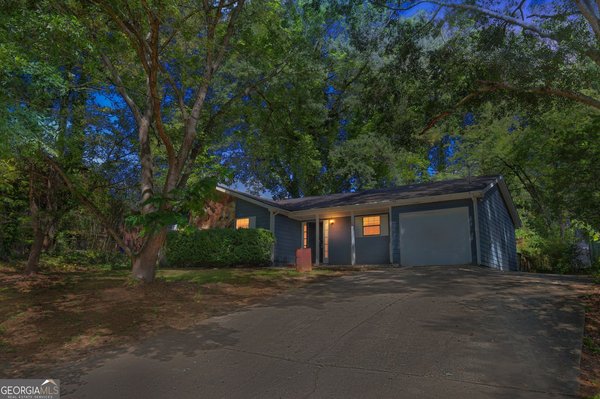 3140 Glen Hollow Drive, Rex