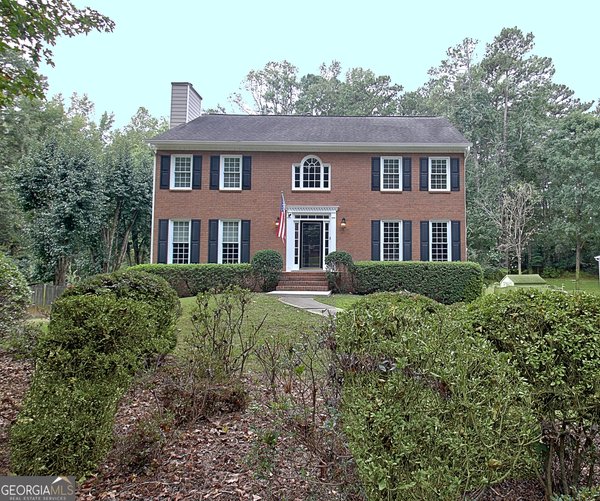 327 Walnut Grove Road, Peachtree City
