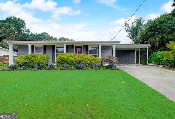 1801 LOCHLOMAND Lane, Smyrna