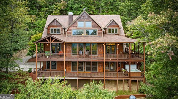 260 Huckleberry Hollow, Morganton