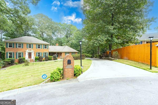 5027 Castlewood Drive, Lilburn