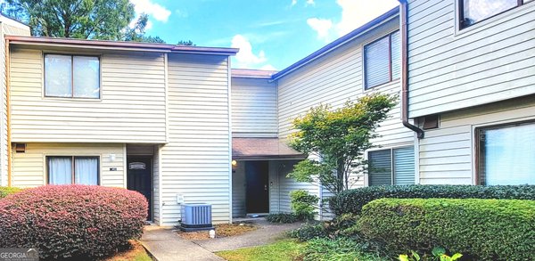 1014 Country Court, Lawrenceville