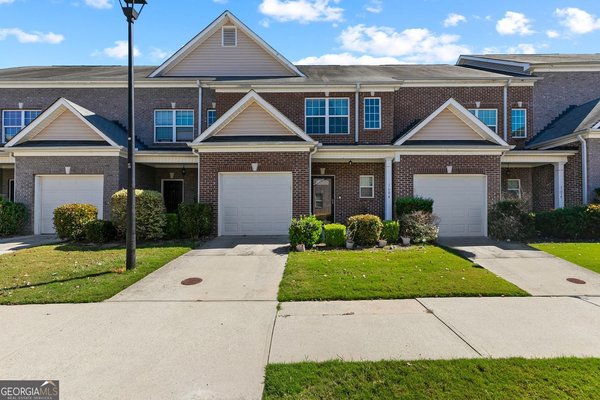 2555 FLAT SHOALS Road, Atlanta