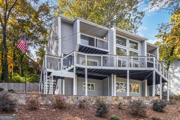 8515 Lake Drive, Snellville